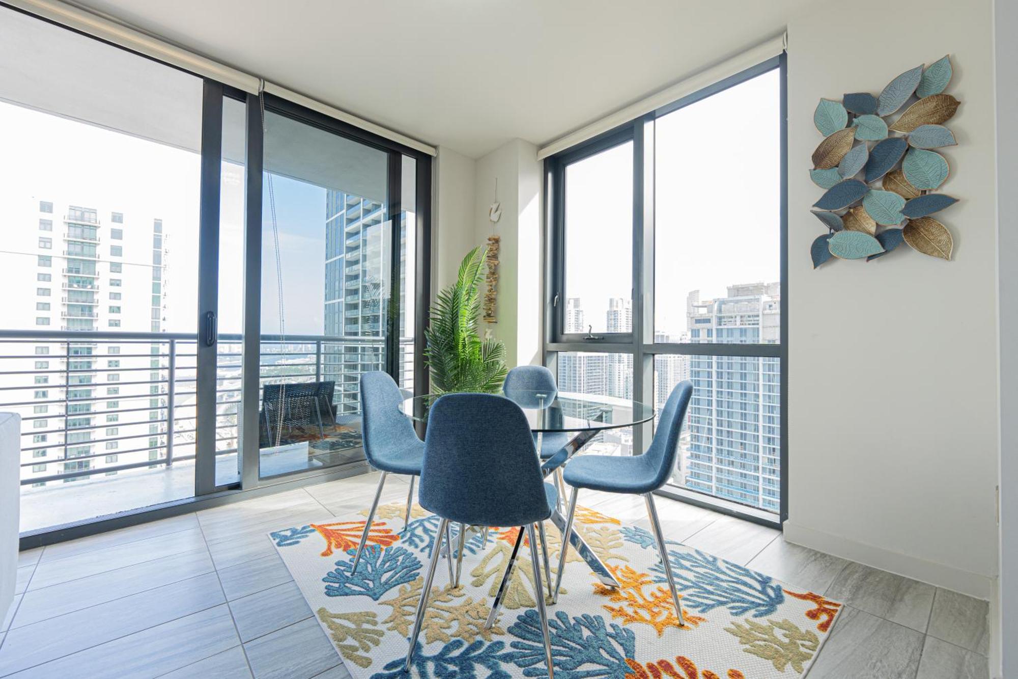 Appartamento Oceana! 2br With Rooftop Pool & In The World Center *